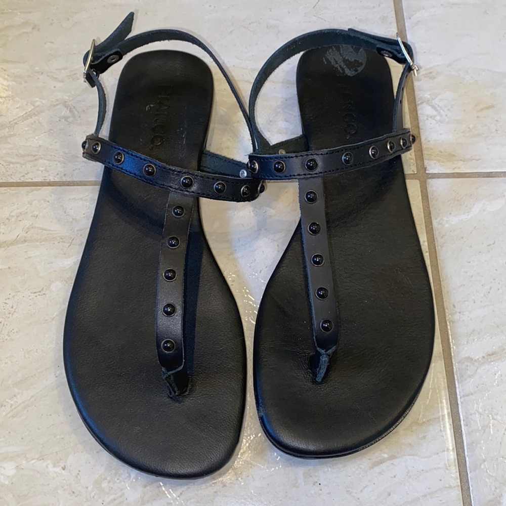 Leather gladiator studs sandals
